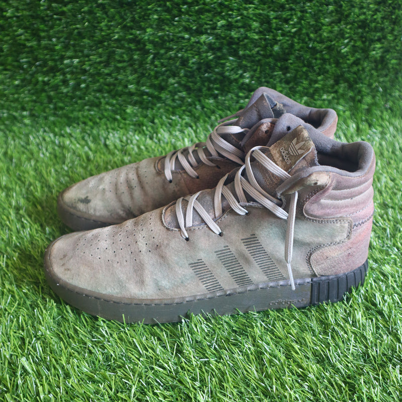 ADIDAS ORIGINALS  TUBULAR INVADER Sneakers For Men  (Grey , 8 UK/India)