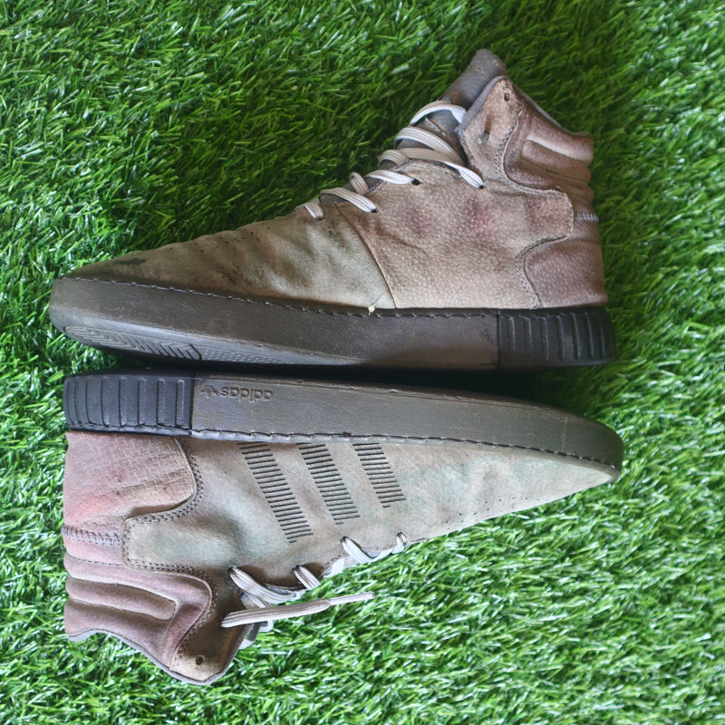 ADIDAS ORIGINALS  TUBULAR INVADER Sneakers For Men  (Grey , 8 UK/India)