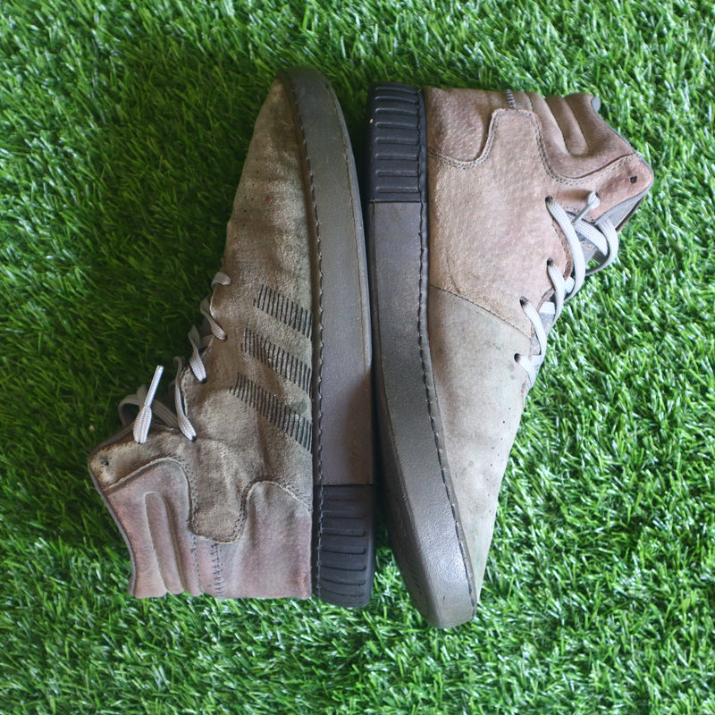 ADIDAS ORIGINALS  TUBULAR INVADER Sneakers For Men  (Grey , 8 UK/India)