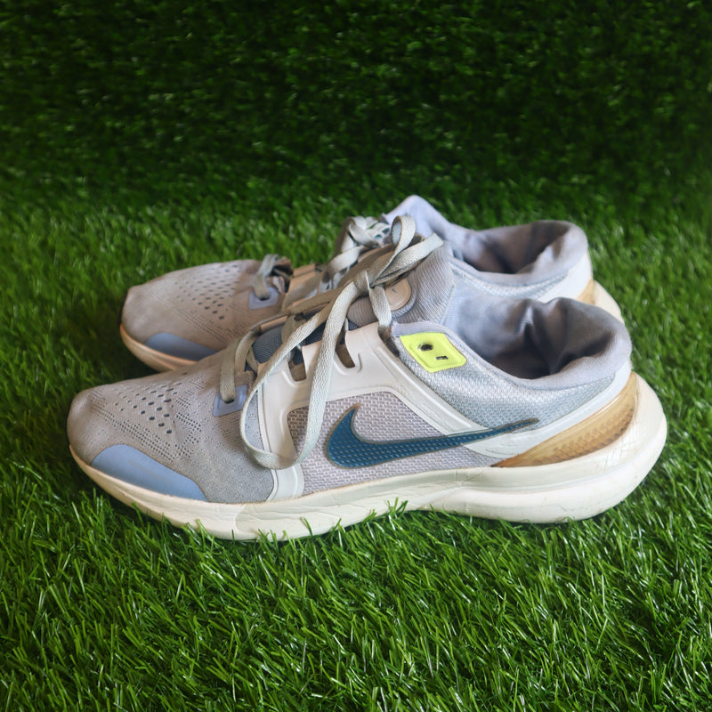 NIKE  Air Zoom Vomero 16 Running Shoes For Men (UK 10)