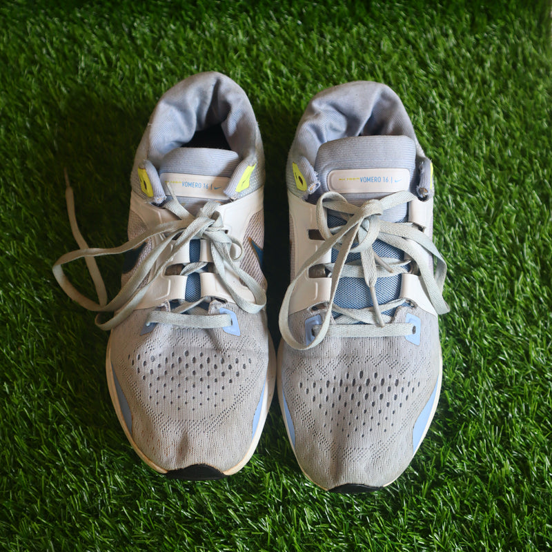 NIKE  Air Zoom Vomero 16 Running Shoes For Men (UK 10)