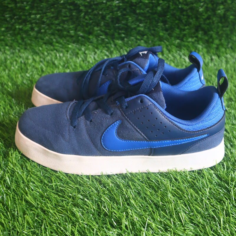 NIKE  Liteforce Iii Sneakers For Men (UK 7)