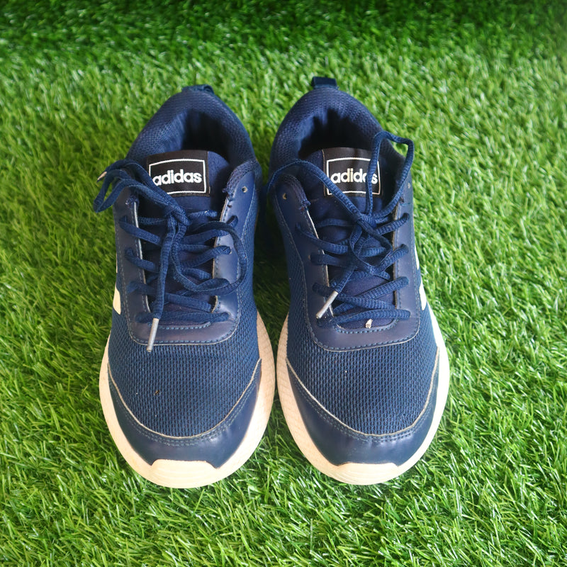 ADIDAS  Adi Icon M Running Shoes For Men ( UK 7)