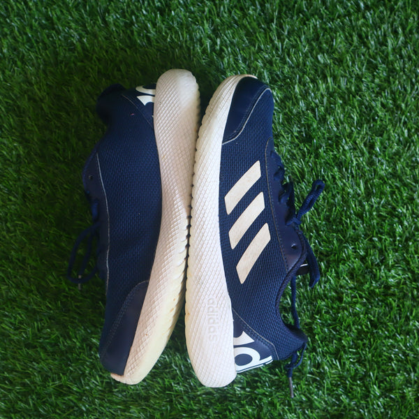 ADIDAS  Adi Icon M Running Shoes For Men ( UK 7)