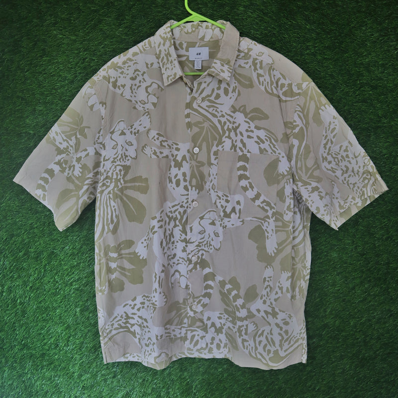 H&M Tropical Leopard Print Casual Shirt - Large