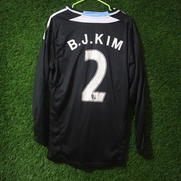 Chelsea FC Retro Long Sleeve Goalkeeper Jersey – Black Edition (XL)